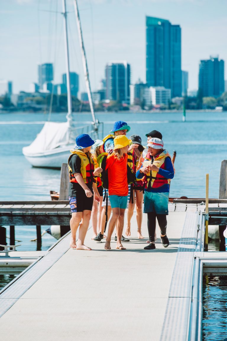 Discover (Sailing)006